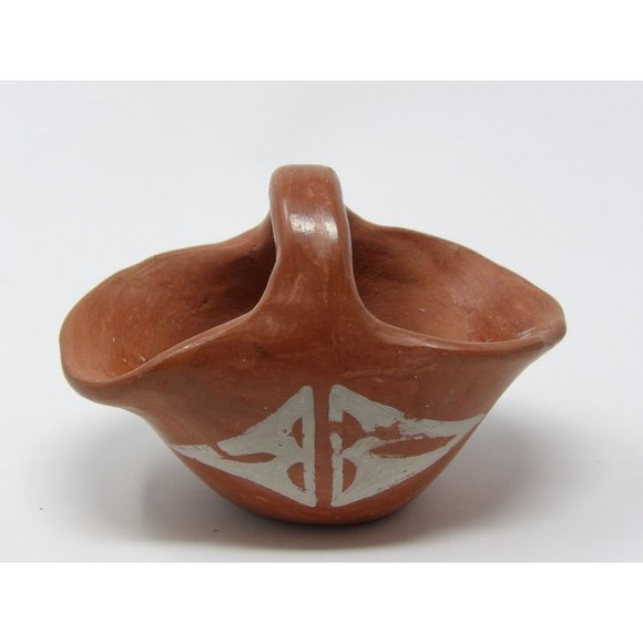 Vintage Handmade Miniature Terracotta Glazed Bridal Basket 3" H x 4 1/2" L x 2 3 - Picture 5 of 10